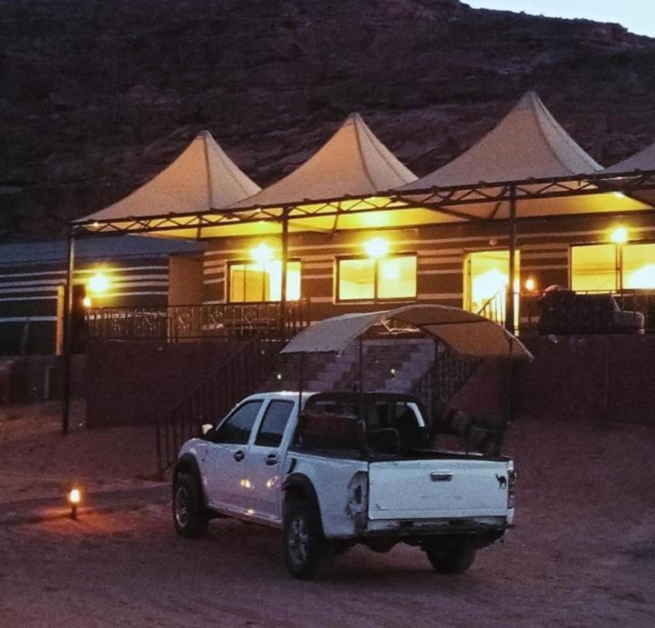 ホテル Wadi Rum Camp Stars & Jeep Tour エクステリア 写真