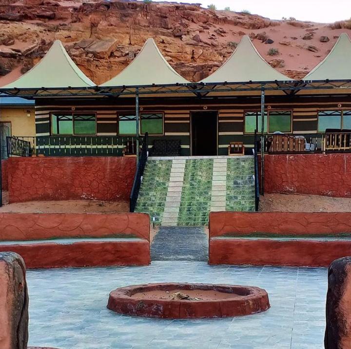 Wadi Rum Camp Stars & Jeep Tour エクステリア 写真